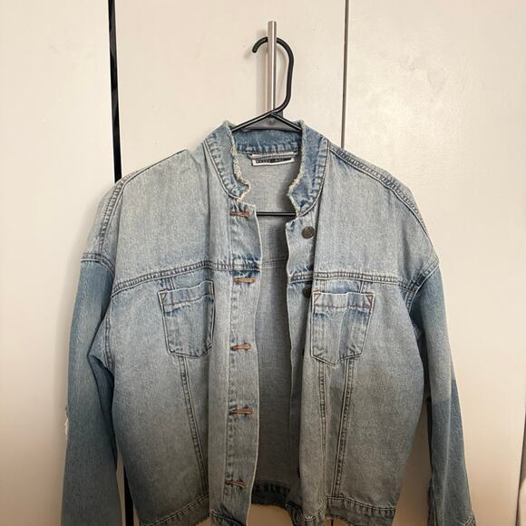 ASOS Noisy May Loverboy Print Denim Jacket Graphic - Picture 4 of 6